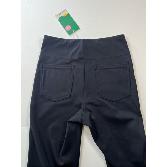 NEW Halara High Waist Flare 30.5" Inseam Back Pocket Pant Black Size Extra Small - Picture 8 of 10